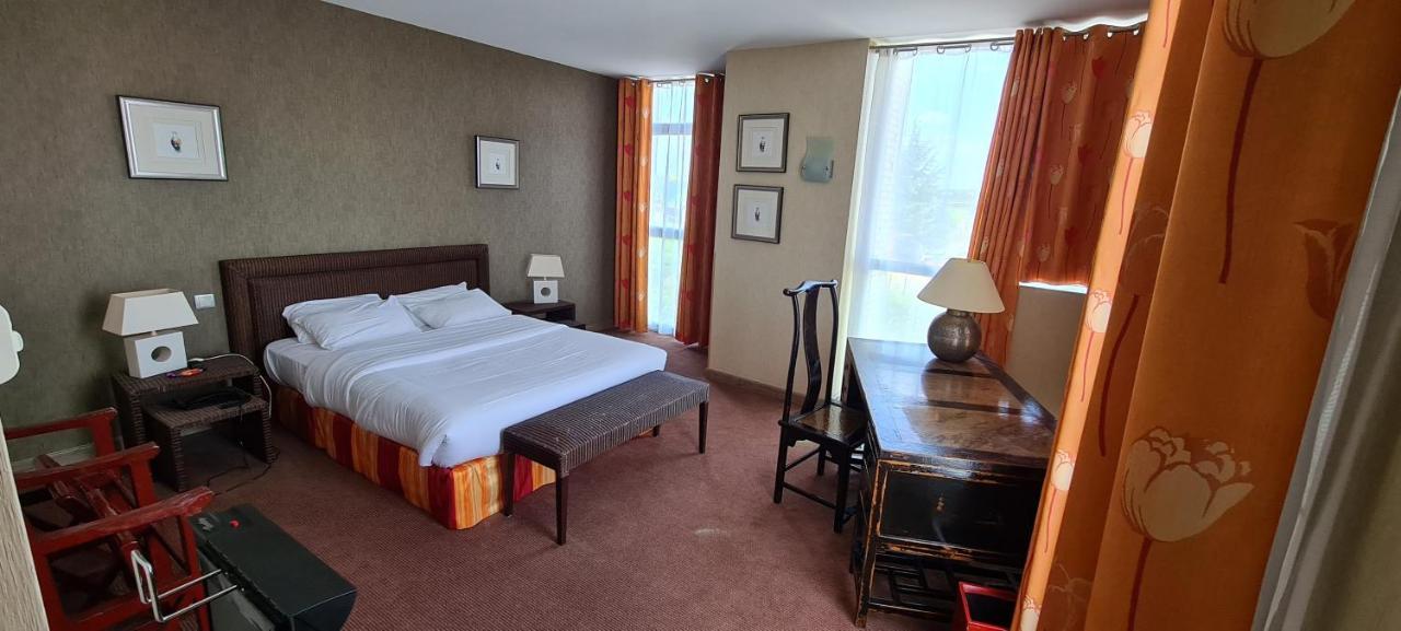 Hostellerie Saint Vincent Beauvais Aeroport Экстерьер фото