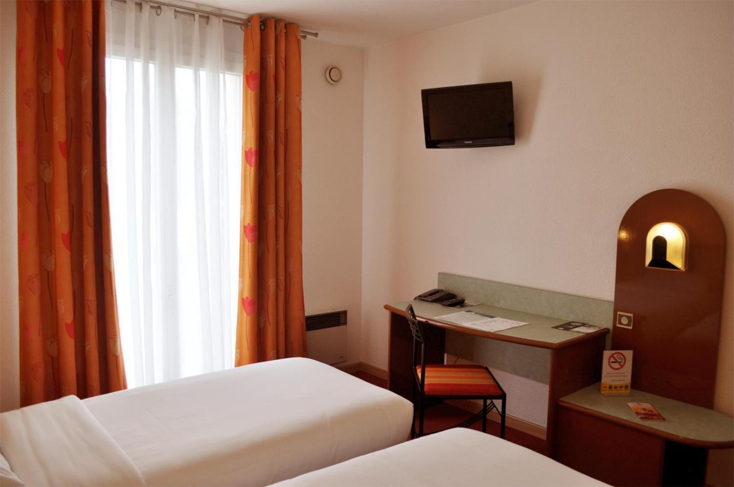 Hostellerie Saint Vincent Beauvais Aeroport Экстерьер фото
