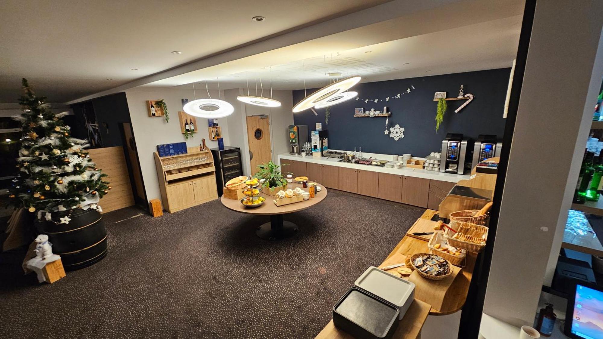 Hostellerie Saint Vincent Beauvais Aeroport Экстерьер фото