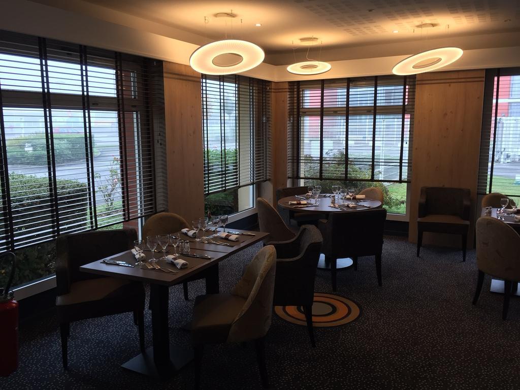 Hostellerie Saint Vincent Beauvais Aeroport Экстерьер фото