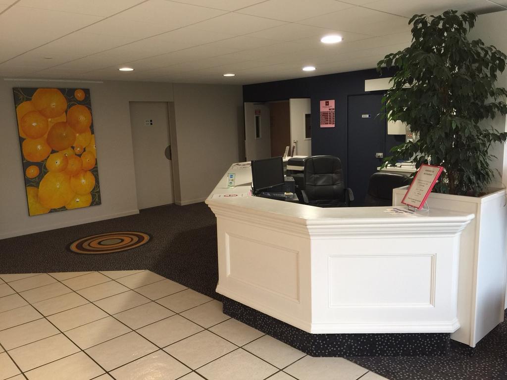 Hostellerie Saint Vincent Beauvais Aeroport Экстерьер фото