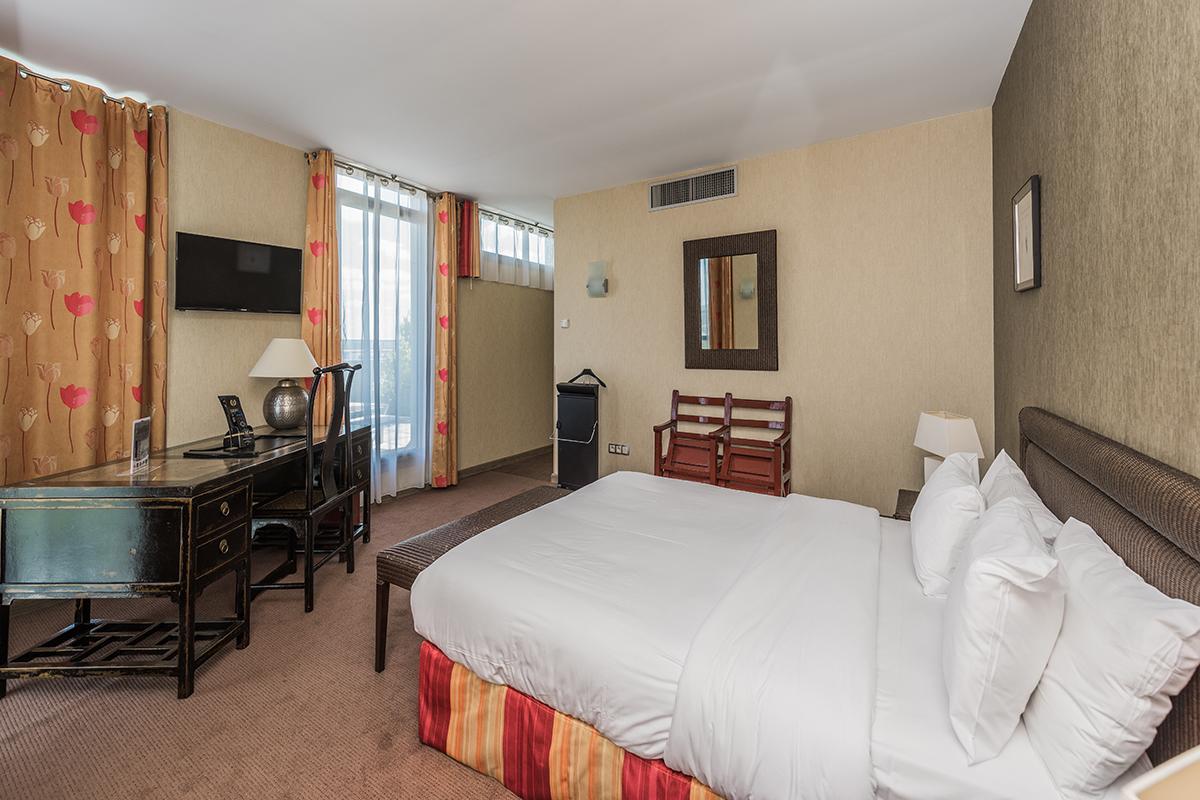 Hostellerie Saint Vincent Beauvais Aeroport Экстерьер фото